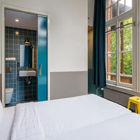 Stayokay Vondelpark Hostel *