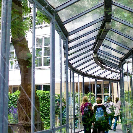 Stayokay Vondelpark Hostel