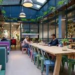 Albergue Stayokay Vondelpark *