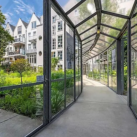 Stayokay Vondelpark Hostel