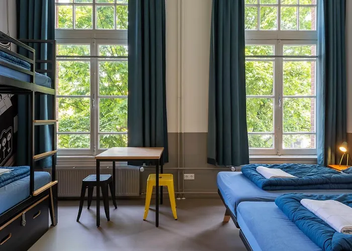 Stayokay Vondelpark 호스텔