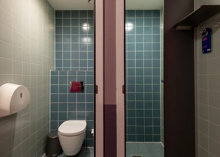 Stayokay Vondelpark Hostal