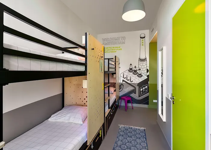 Stayokay Vondelpark * 암스테르담