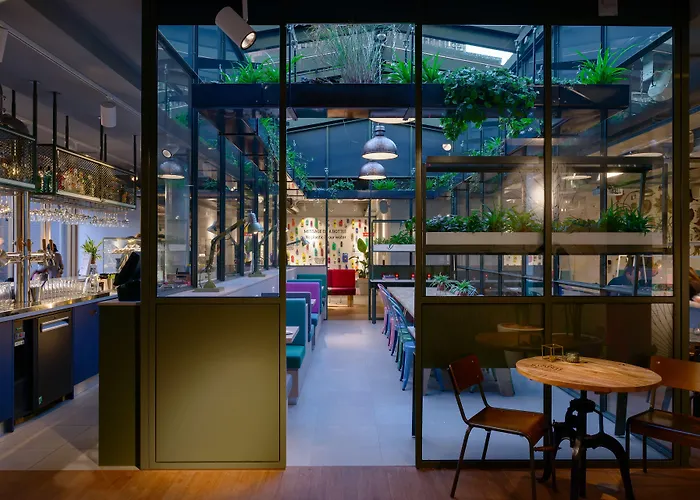 Stayokay Vondelpark 호스텔 *