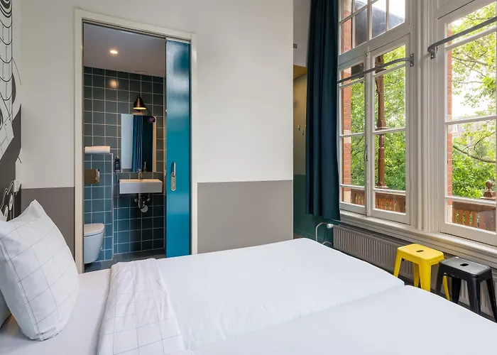 Stayokay Vondelpark Hostal *