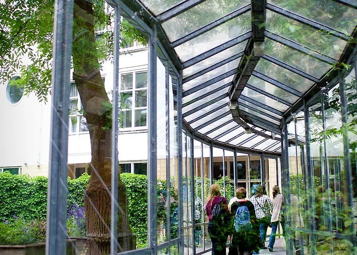 Stayokay Vondelpark Hostal